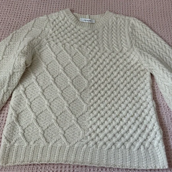 FRAME Cable Knit Puff Sleeve Sweater – Ivory / Cream (Small) - Picture 4 of 10